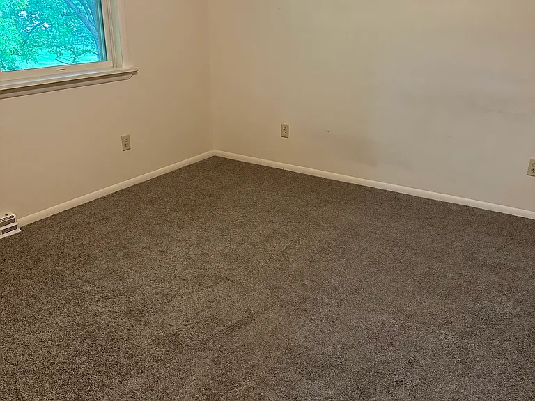 111 Evergreen St #10 — Photo 8