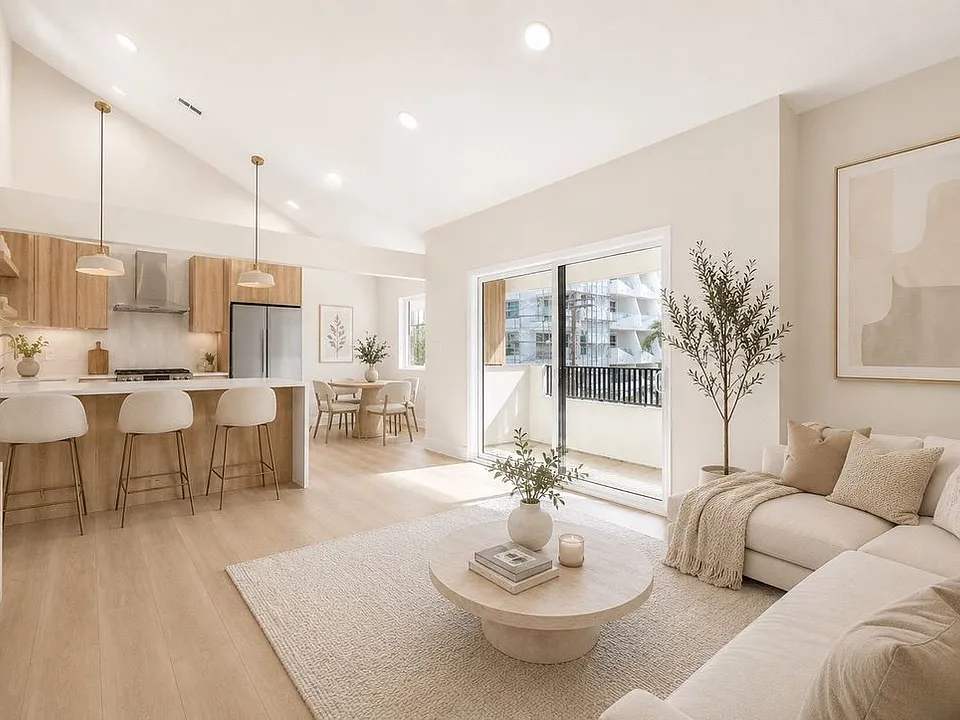 3750 Glendon Ave #32