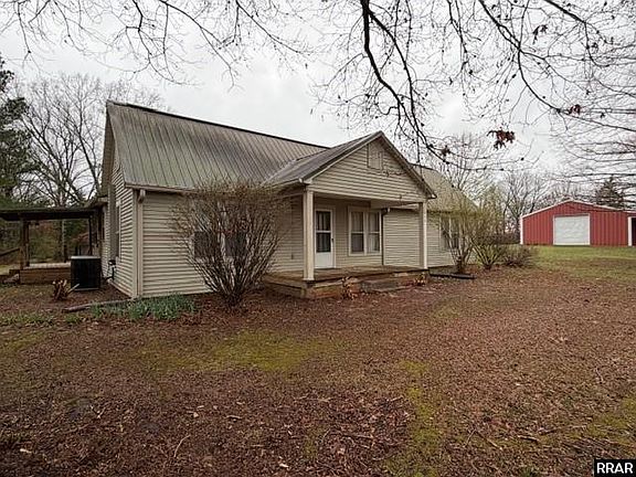 4th image of 645 Fuller Rd