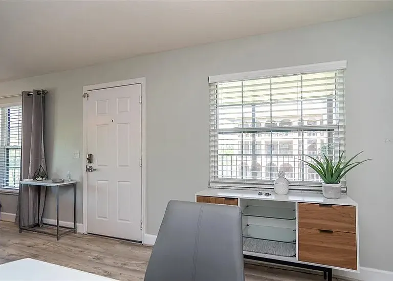 6100 Gulfport Blvd S #317 — Photo 23