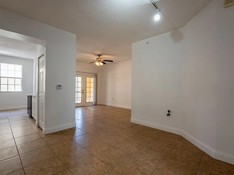10873 Windsor Walk Dr #1-102 — Photo 11