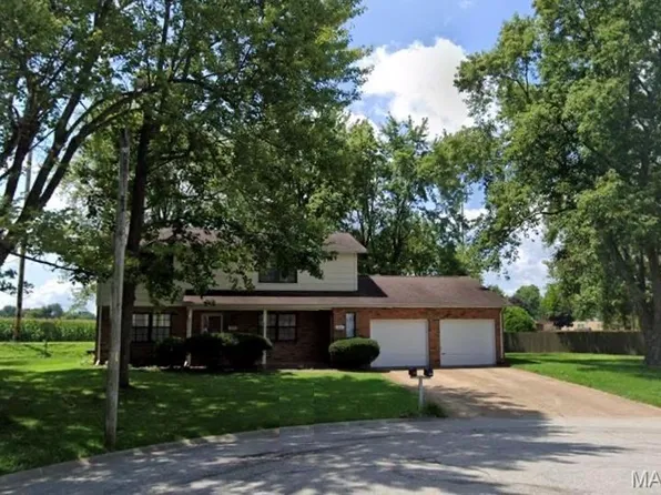 139 Stacy Dr, Fairview Heights, IL 62208