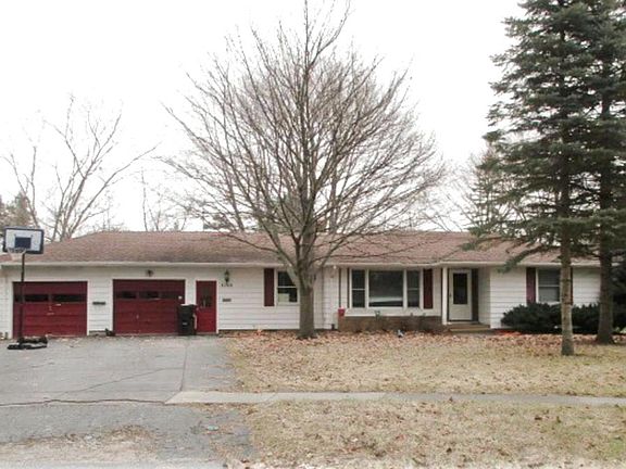 2nd image of 4704 Hampshire Ct