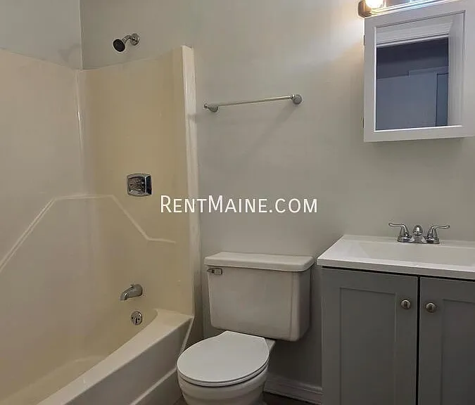 20 Tall Pines Dr #11 — Photo 9