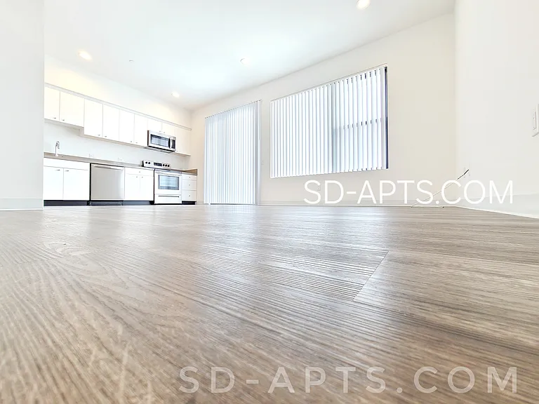 3953 1st Ave #L7 — Photo 3