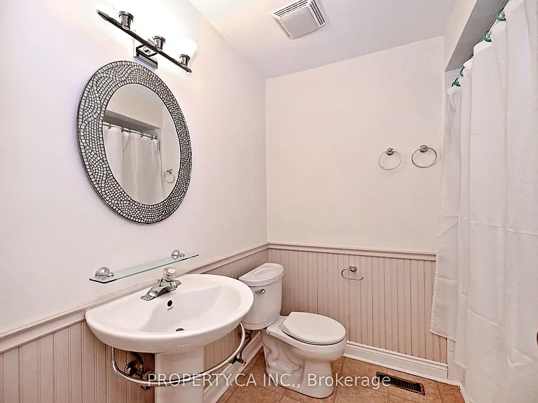 701 Sunnypoint Dr — Photo 12
