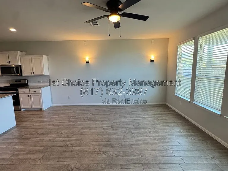912 Rothville Ln — Photo 15