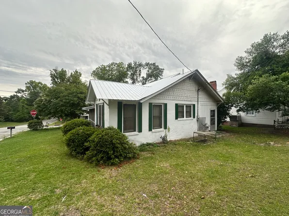 204 S Hull St, Sylvania, GA 30467