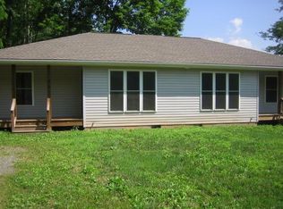 19 Half Moon Dr, Swannanoa, NC 28778