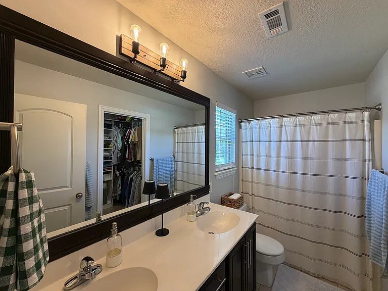 4807 Burbank Loop — Photo 9