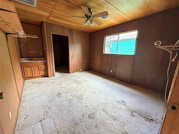 3rd image of 2110 Flynn Dr