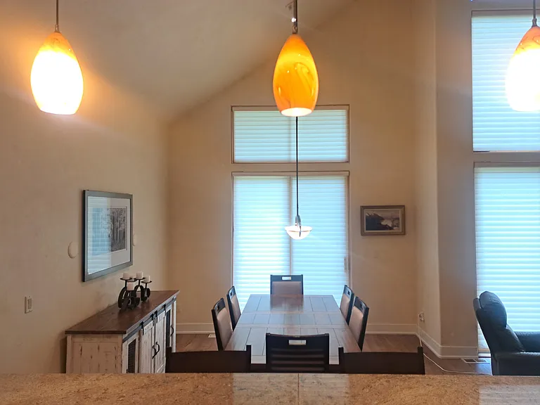 59 Primrose Rd — Photo 10