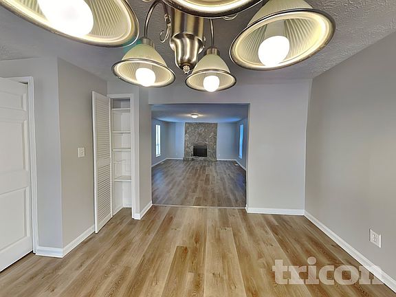 4th image of 5577 Mountain Park Way