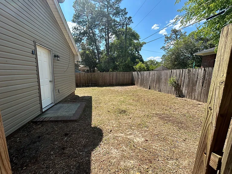528 Wessinger St — Photo 17