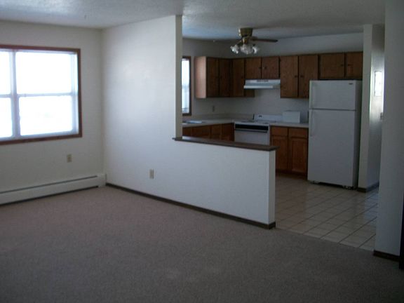 5th image of 7666 Woodlawn Dr APT 7