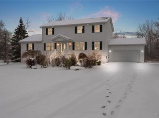 8139 Kneeskern Rd, Bridgeport, NY 13030