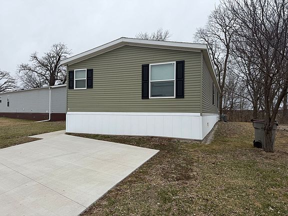 2nd image of 334 Mosswood Ln