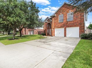 17718 Fairgrove Park Dr, Houston, TX 77095