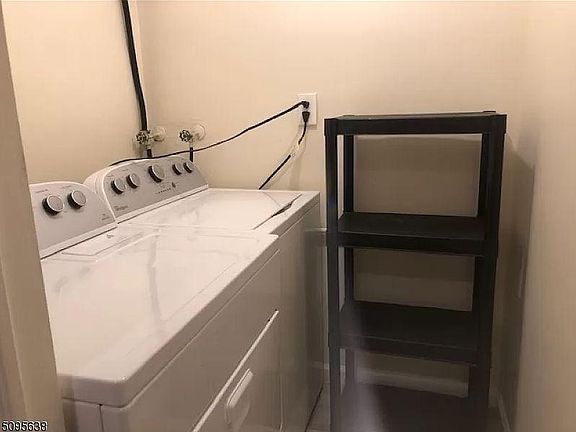 4th image of 1329 Cricket Ln #1329
