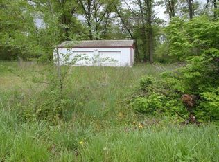 8742 W 2300th St S, La Crosse, IN 46348