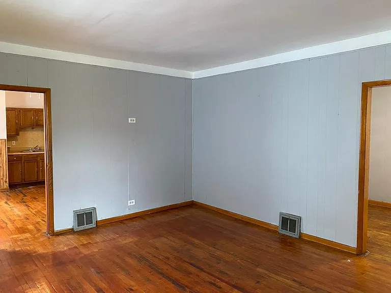 6718 Worley Ave #1 — Photo 4