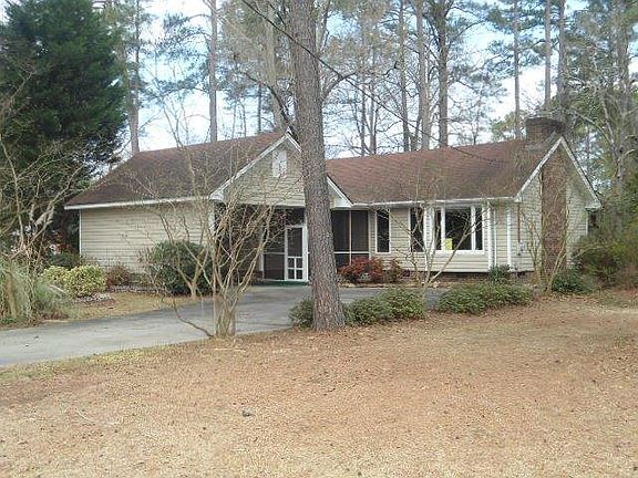 2nd image of 24 Camelia Dr