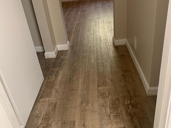 3rd image of 2931 E Beck Ln APT 3