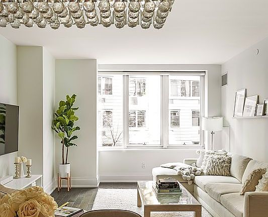 5th image of 50 Riverside Blvd APT 3H