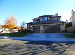 28280 Foxlane Dr, Santa Clarita, CA 91351