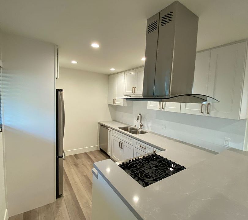 1st image of 503 N Elena Ave APT D