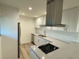 503 N Elena Ave APT D, Redondo Beach, CA 90277