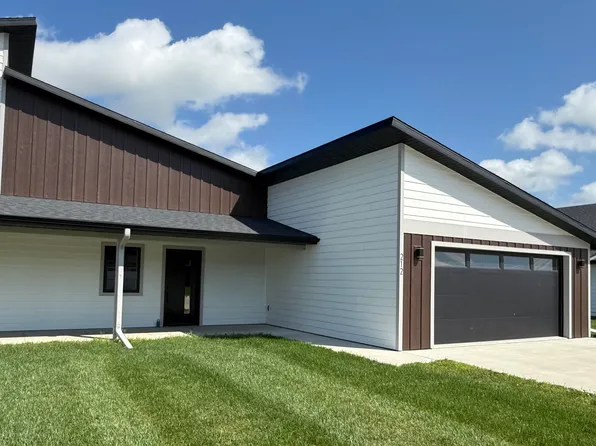 212 34th Ave W, Spencer, IA 51301