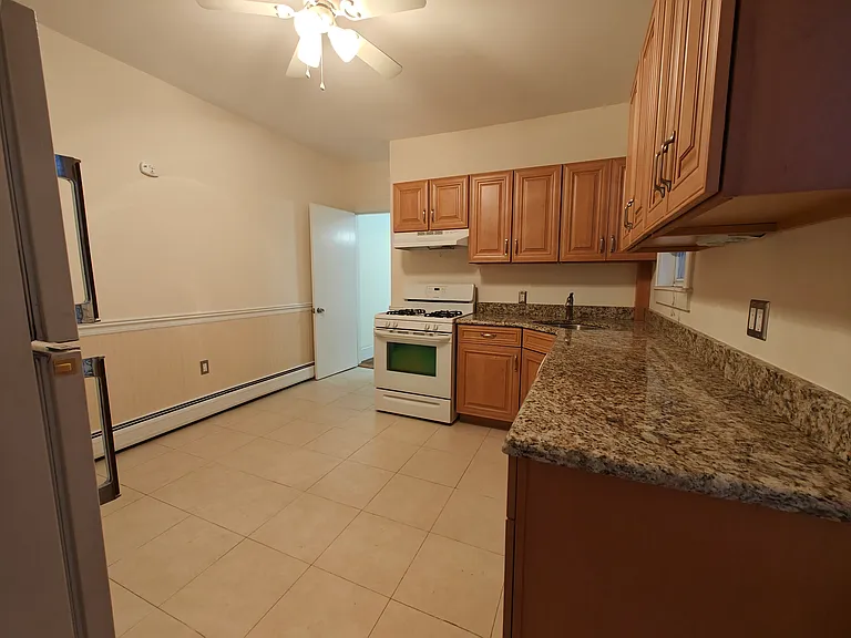 306 Spring Street Ext — Photo 2