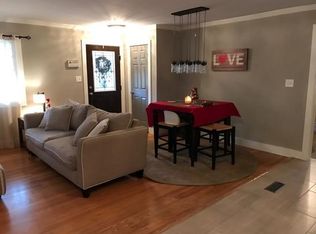 725 Piper Rd, Knoxville, TN 37919