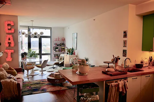 Rented by Classiques Modernes International Realty | media 2