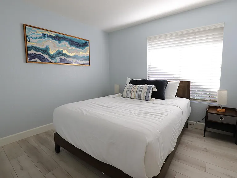 25225 York Cir — Photo 25