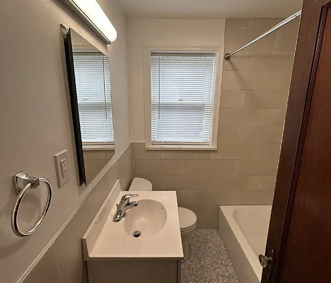 6655 Lansdowne Ave #1F — Photo 11