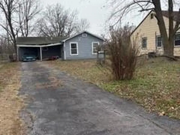 411 W New St, Coffeyville, KS 67337
