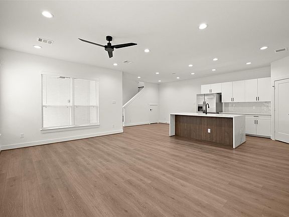 4th image of 2637 Seaglass View Dr