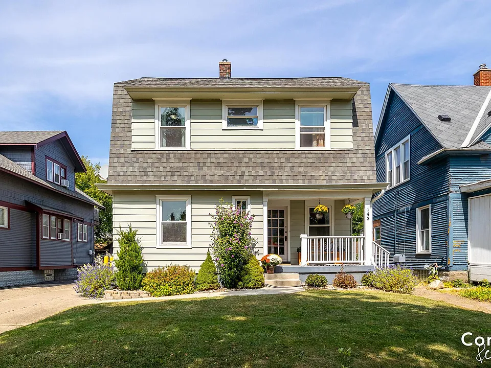 143 Dean St NE