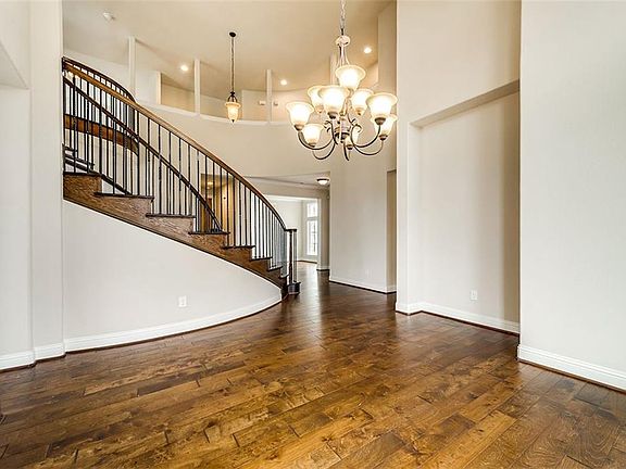 5th image of 8625 Palermo Way