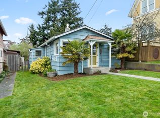 416 4th St, Anacortes, WA 98221