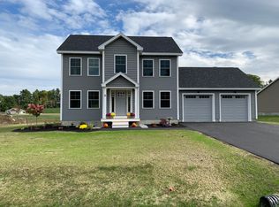 28 Wine Time Cir, Lisbon, ME 04250