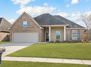 10028 Savannah Jane Ln, Baton Rouge, LA 70817