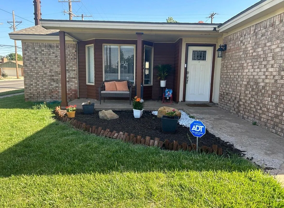 64th St, Lubbock — Photo 1