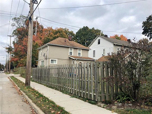 2nd image of 190 Washington St