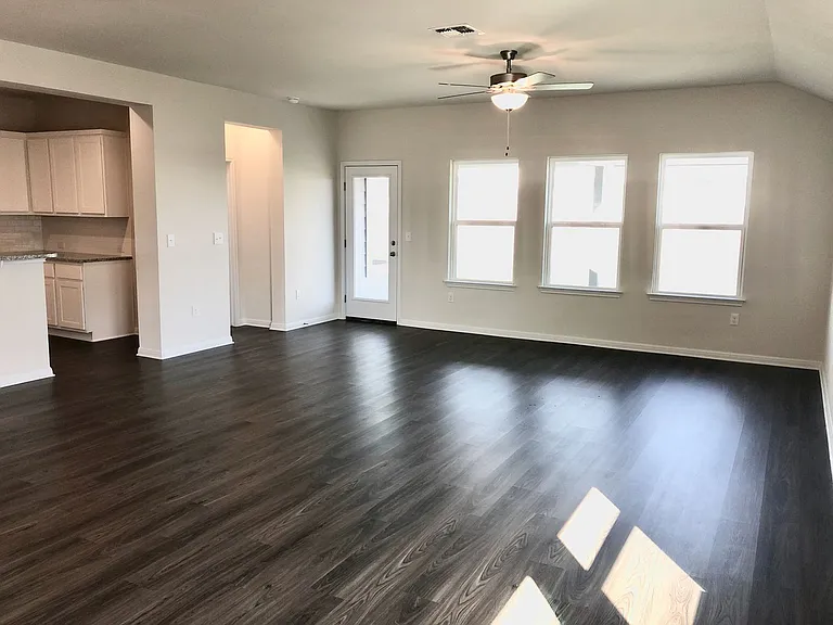 9912 Dalliance Ln — Photo 10