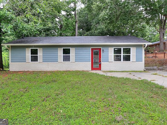 2nd image of 21 Duke Cir