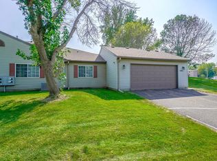 1308 Carriage Dr UNIT C, Hudson, WI 54016