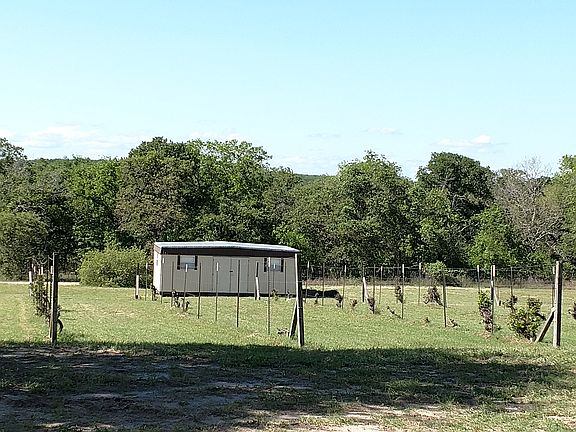 3rd image of 537 Lake Valley Dr